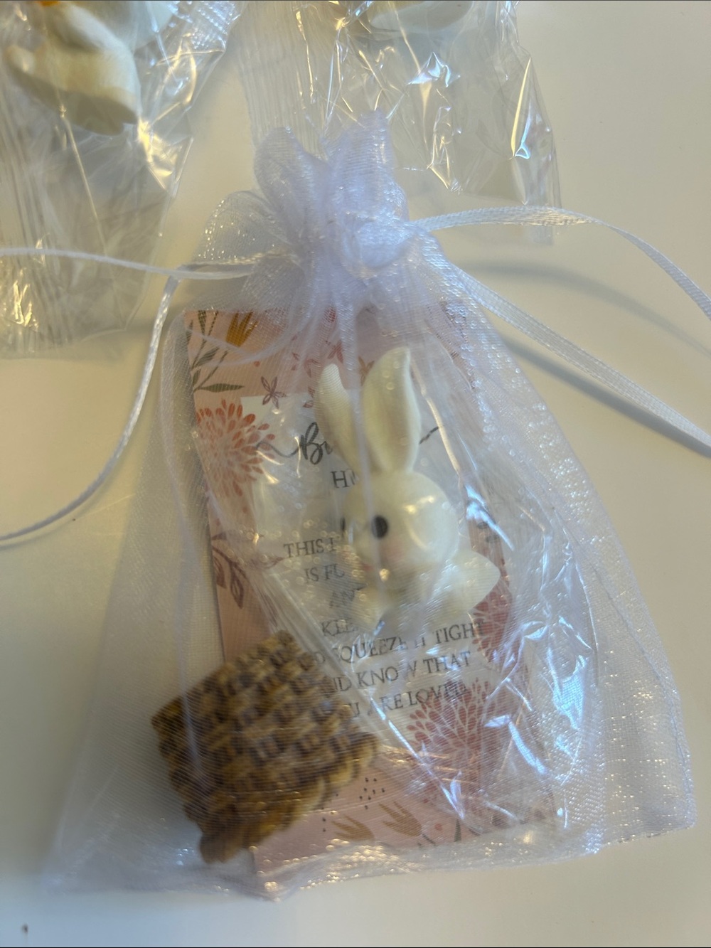 DFumete Bunny Hug Party Favors - Set of 24 Bunnies, Cards, and String Bags - Picture 6 of 14